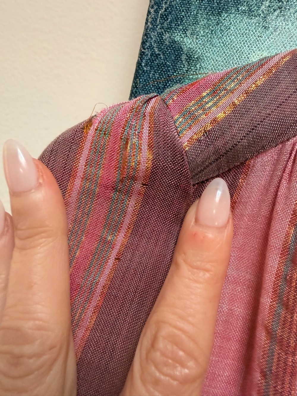 Vintage Indian Cotton Gauze Blouse Pink Metallic Stripes Size small - Picture 6 of 14